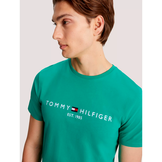 Polo Tommy Hilfiger para Hombre - Talla M a solo S/130! Compralo en PERUESHOPPER.COM