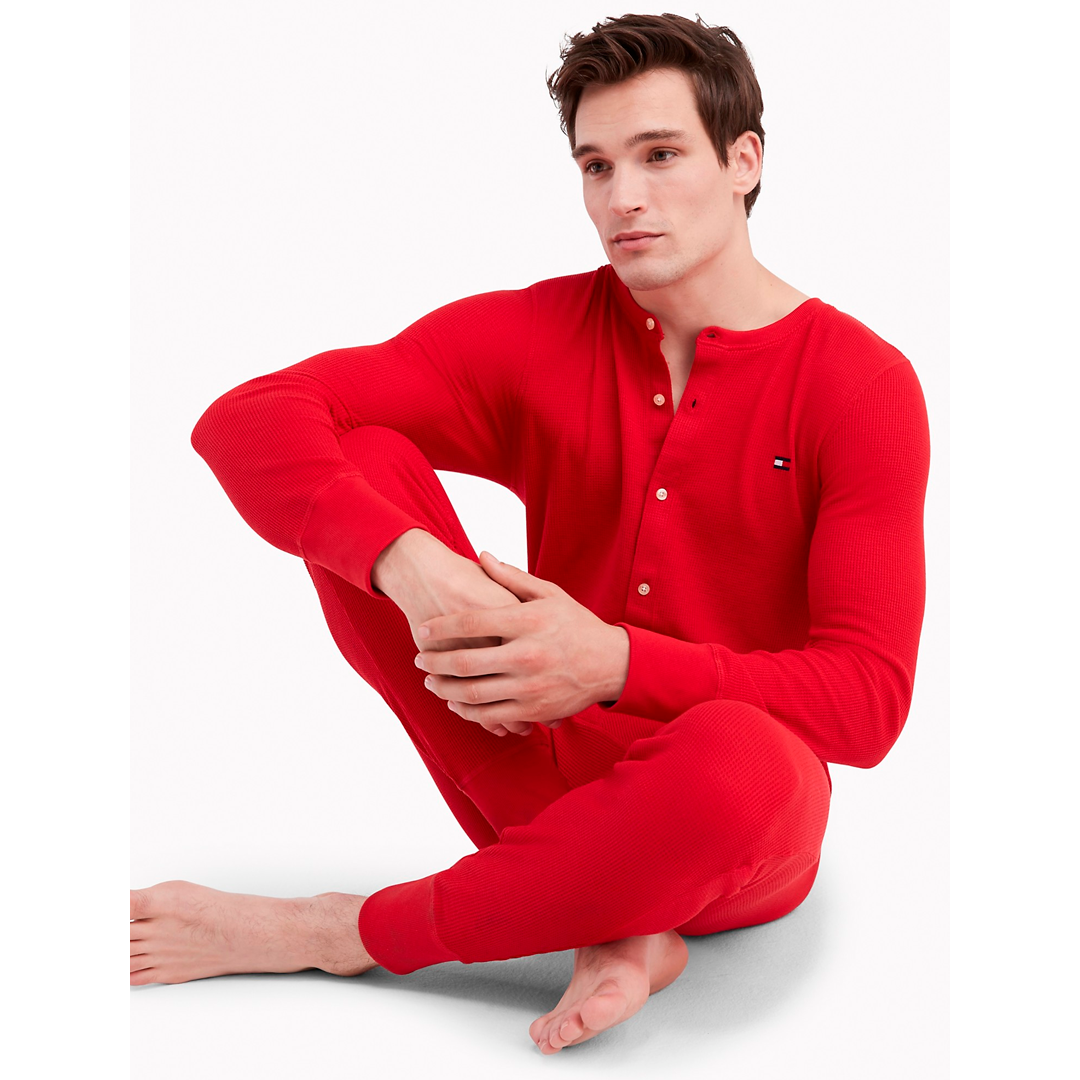 Pijama Tommy Hilfiger para Hombre - Talla M a solo S/130.00! Compralo en PERUESHOPPER.COM
